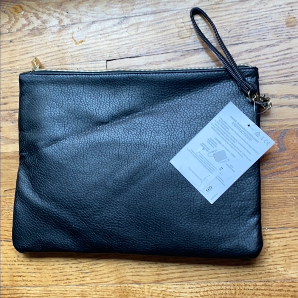 Liz Claiborne phone charging tech pouch black - Picture 4 of 7